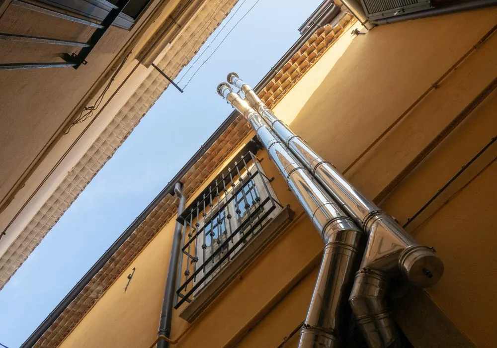 importance of eavestroughs