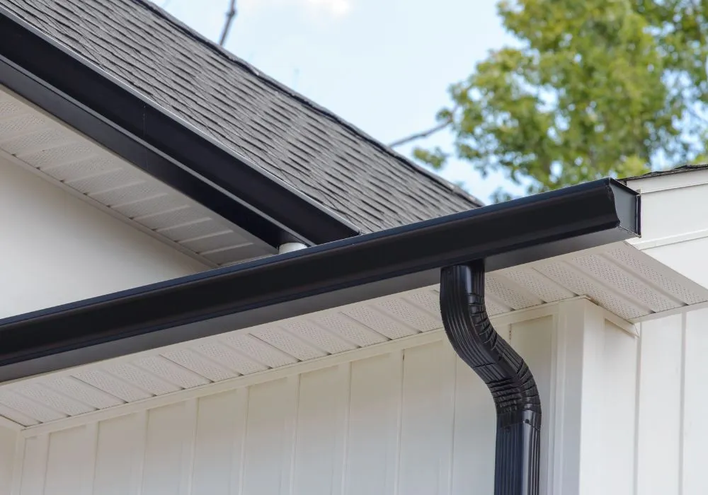 what is the purpose of an eavestrough