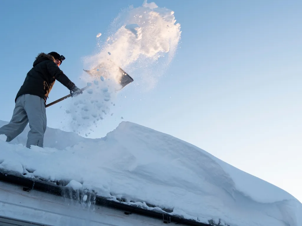 How Much Snow Can a Roof Hold