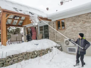 heavy snow on a roof